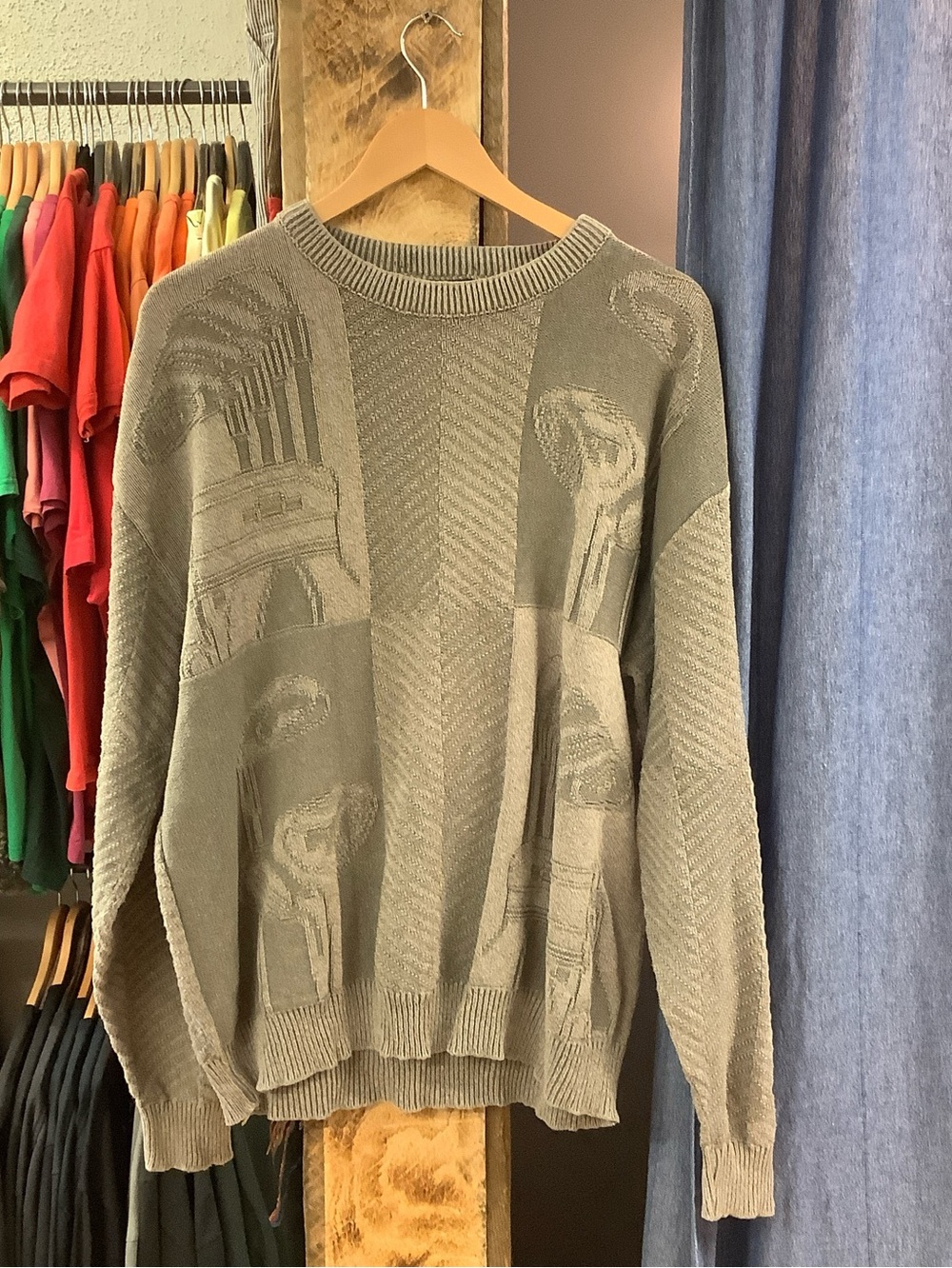 Vintage grey patterned knitted sweater